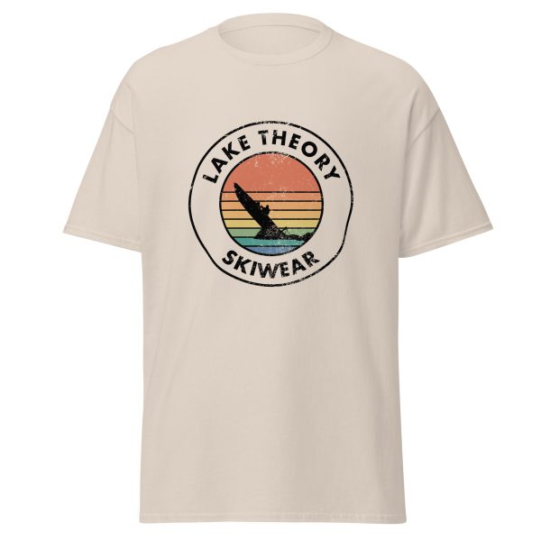 Retro Sunset Distressed Tow Boat Tail Stand Tee